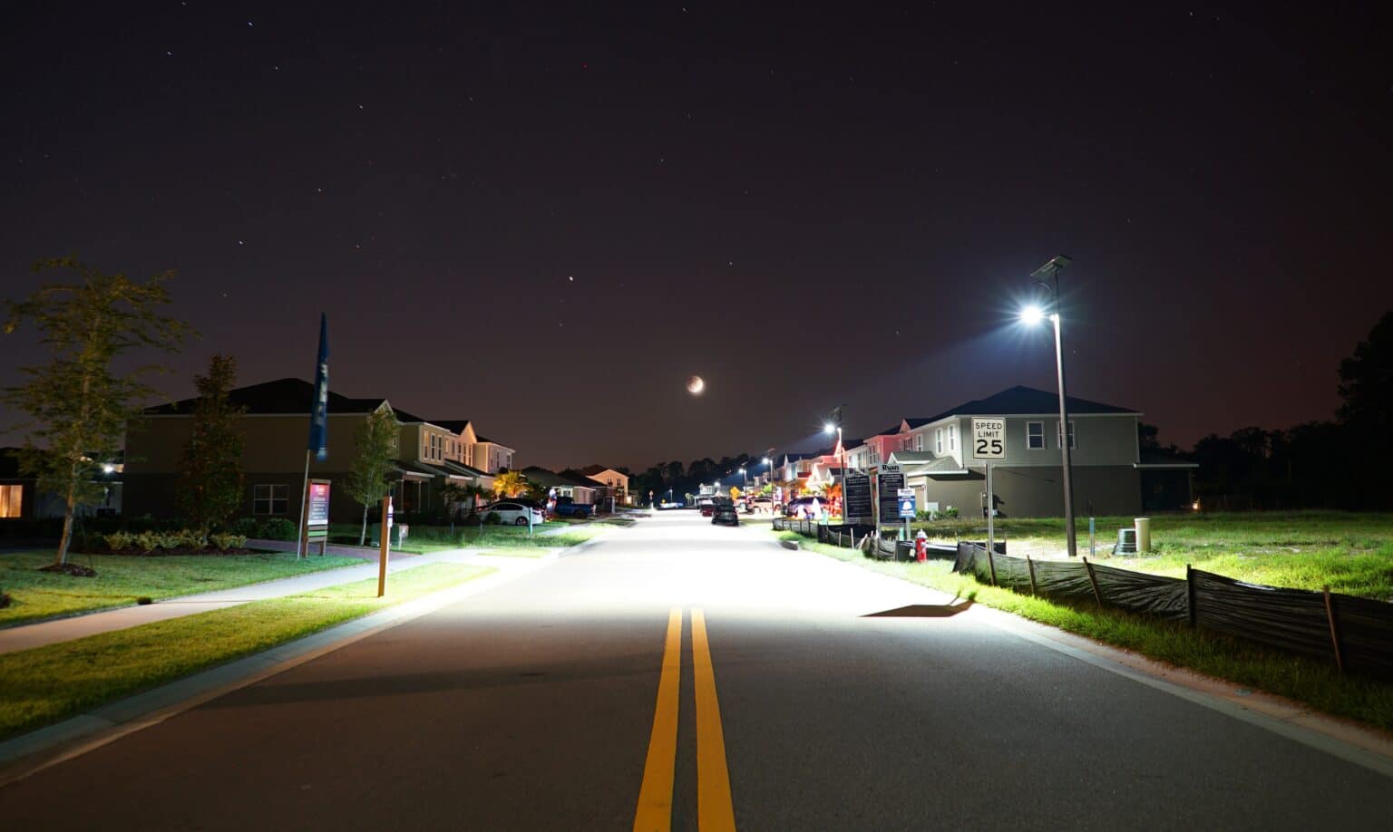 Eclairage public solaire d'une zone résidentielle à Clermont en Floride