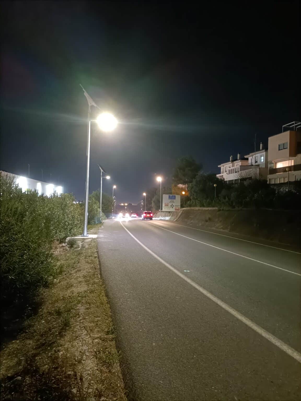 Lampadaires solaires dans les rues de Valence