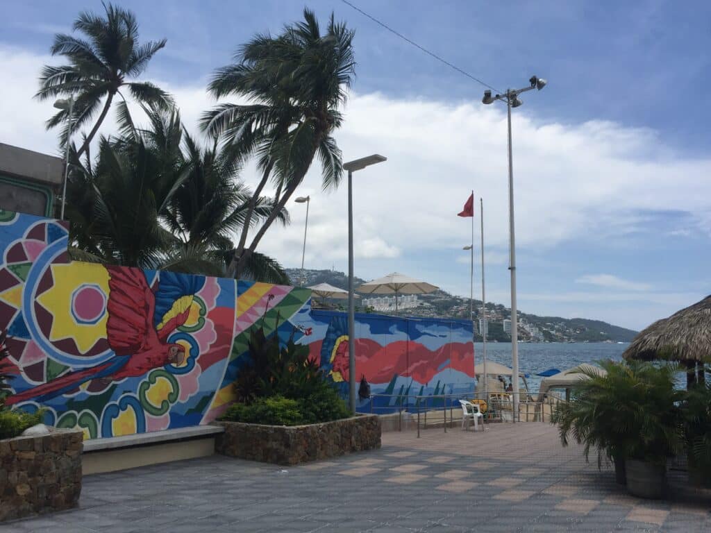Eclairage solaire de la baie d'Acapulco au Mexique