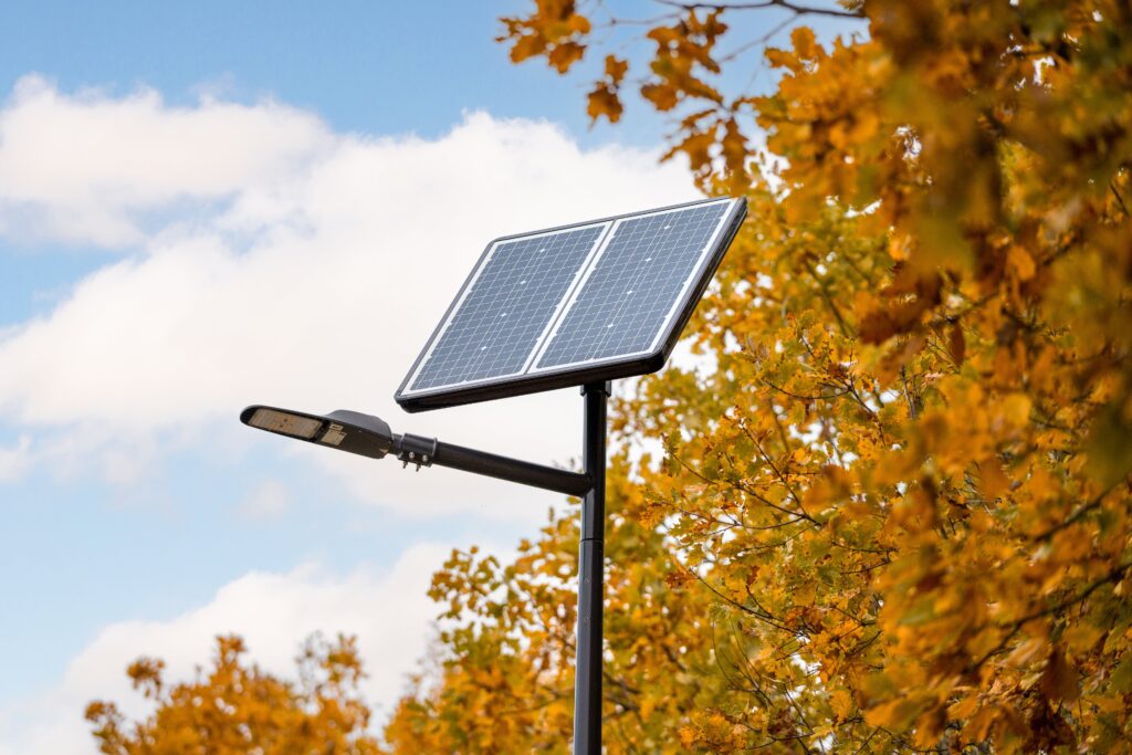 UP : Lampadaire solaire intelligent et autonome - Sunna Design